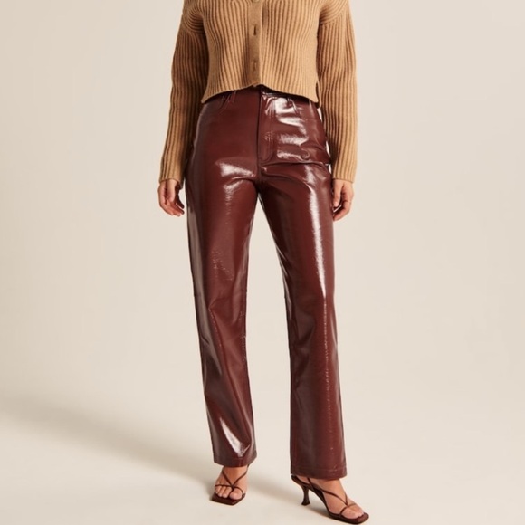 NWT Abercrombie Curve Love Patent Leather 90s Straight Pants Size 33 - Picture 1 of 7